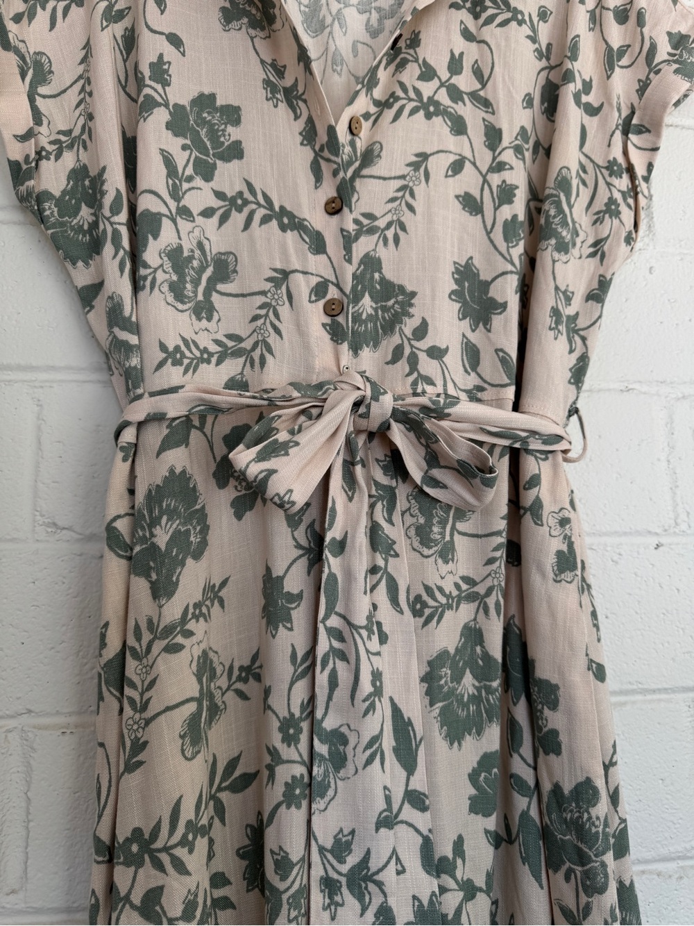 Lucky Brand Relaxed Beige Sage Floral Shirt Dress Midi Button Front Belted L - Picture 9 of 10